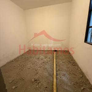 Casa de 3 alcobas en venta en Villa Hermosa, Medellín, 182 m² · foto 7 de 9