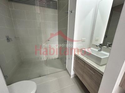 Apartamento de 2 alcobas en arriendo en Villa Carlota, Medellín, 90 m² · foto 14 de 14
