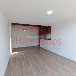 Apartamento de 3 alcobas en arriendo en Campo Alegre, Medellín, 105 m² · foto 7 de 19