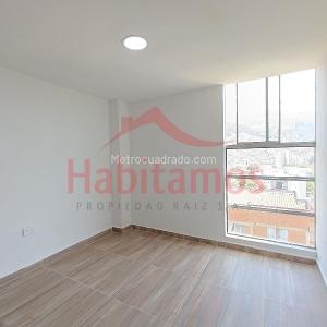 Apartamento de 3 alcobas en arriendo en Campo Alegre, Medellín, 105 m² · foto 12 de 19