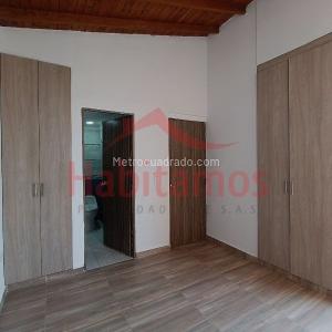 Apartamento de 3 alcobas en arriendo en Campo Alegre, Medellín, 105 m² · foto 15 de 19