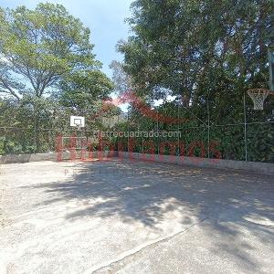 Apartamento de 3 alcobas en arriendo en Campo Alegre, Medellín, 105 m² · foto 18 de 19