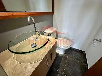 Apartaestudio en arriendo en El Tesoro, Medellín, 70 m² · foto 10 de 14