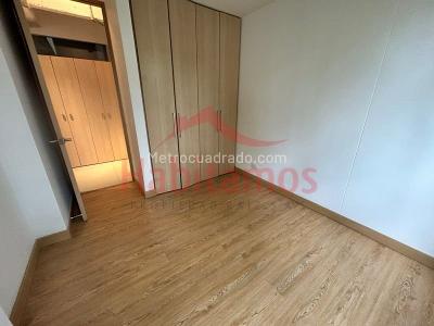 Apartamento de 2 alcobas en arriendo en Los Balsos 2, Medellín, 90 m² · foto 12 de 16
