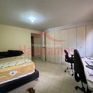 Apartamento de 2 alcobas en venta en Laureles, Medellín, 75 m² · foto 4 de 12