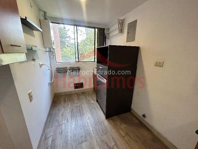 Apartaestudio en arriendo en El Poblado, Medellín · foto 3 de 15