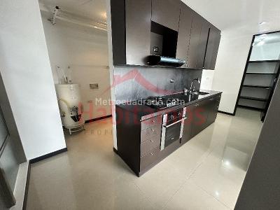 Apartamento en arriendo en El Poblado, Medellín · foto 7 de 20