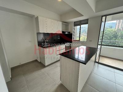Apartamento en arriendo en Vereda Las Lomitas, Sabaneta · foto 2 de 14