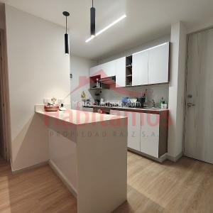 Apartamento de 2 alcobas en venta en El Poblado, Medellín, 65 m² · foto 6 de 20