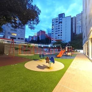 Apartamento de 2 alcobas en venta en El Poblado, Medellín, 65 m² · foto 19 de 20