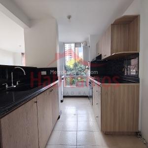 Apartamento en venta en El Poblado, Medellín · foto 3 de 15