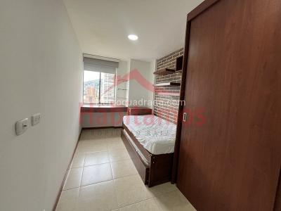 Apartamento de 2 alcobas en arriendo en El Poblado, Medellín, 95 m² · foto 7 de 13