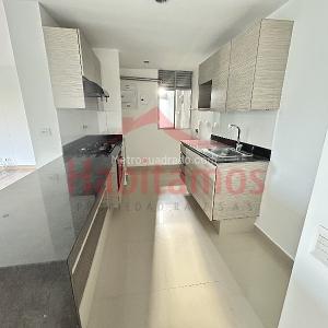 Apartamento de 3 alcobas en arriendo en El Poblado, Medellín, 100 m² · foto 3 de 19