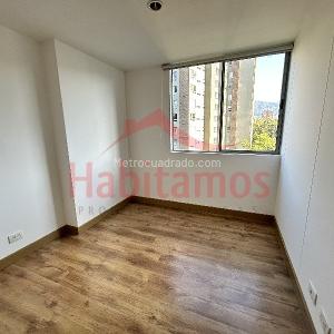 Apartamento de 3 alcobas en arriendo en El Poblado, Medellín, 100 m² · foto 11 de 19