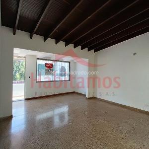 Casa de 5 alcobas en arriendo en Rosales, Medellín, 400 m² · foto 4 de 20