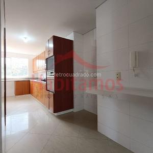 Apartamento en arriendo en Laureles, Medellín · foto 4 de 20