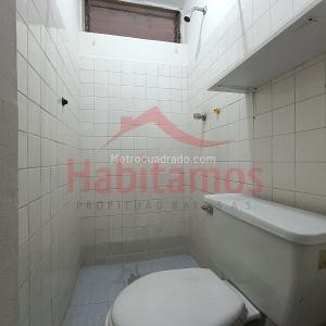 Casa de 3 alcobas en arriendo en San Joaquin, Medellín, 168 m² · foto 7 de 20