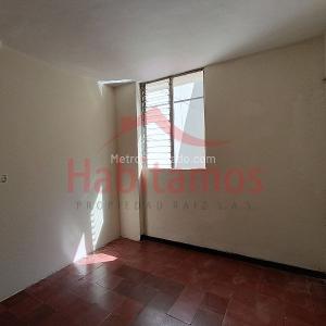 Casa de 3 alcobas en arriendo en San Joaquin, Medellín, 168 m² · foto 10 de 20