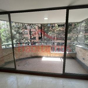 Apartamento de 3 alcobas en arriendo en El Poblado, Medellín, 145 m² · foto 6 de 15