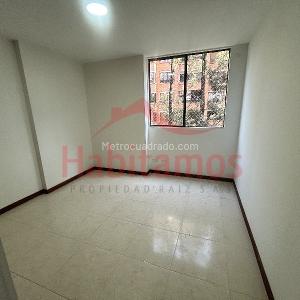 Apartamento de 3 alcobas en arriendo en El Poblado, Medellín, 145 m² · foto 11 de 15