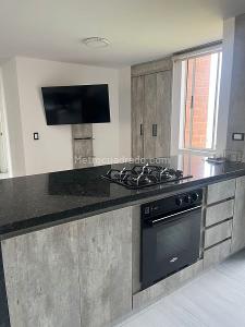 Apartamento en venta en El Poblado, Medellín · foto 5 de 15