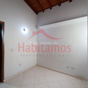 Apartamento de 4 alcobas en arriendo en La America, Medellín, 93 m² · foto 16 de 17