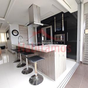 Apartamento de 3 alcobas en venta en Castropol, Medellín, 126 m² · foto 9 de 20