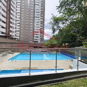 Apartamento de 3 alcobas en venta en Castropol, Medellín, 126 m² · foto 18 de 20