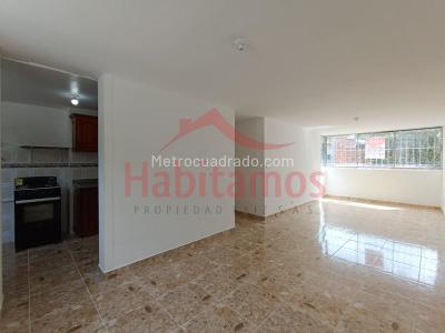 Apartamento de 3 alcobas en venta en Lopez De Mesa, Medellín, 75 m² · foto 2 de 12