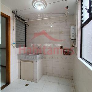 Apartamento de 3 alcobas en arriendo en Florida Nueva, Medellín, 120 m² · foto 7 de 20