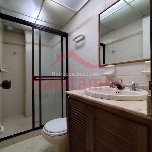 Apartamento de 3 alcobas en arriendo en Florida Nueva, Medellín, 120 m² · foto 10 de 20