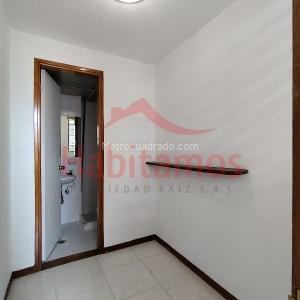 Apartamento de 3 alcobas en arriendo en Florida Nueva, Medellín, 120 m² · foto 15 de 20