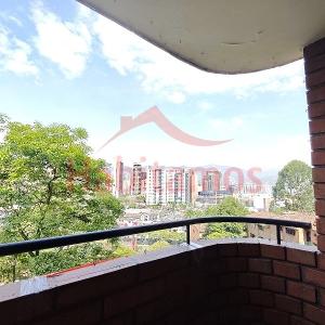 Apartamento de 3 alcobas en venta en El Poblado, Medellín, 95 m² · foto 2 de 20