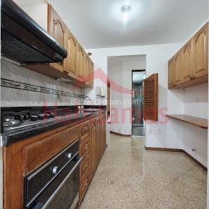 Apartamento de 3 alcobas en venta en El Poblado, Medellín, 95 m² · foto 8 de 20