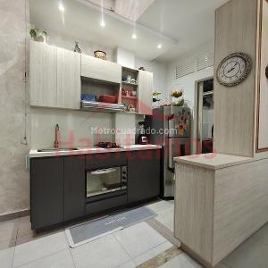 Apartamento de 2 alcobas en venta en El Trianon, Envigado, 70 m² · foto 3 de 13