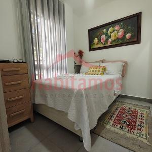 Apartamento de 2 alcobas en venta en El Trianon, Envigado, 70 m² · foto 5 de 13