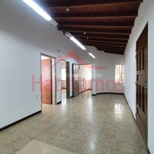 Casa de 2 alcobas en arriendo en El Velodromo, Medellín, 100 m² · foto 2 de 14