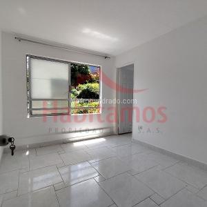 Apartamento de 3 alcobas en arriendo en Los Cerros El Vergel, Medellín, 102 m² · foto 6 de 10