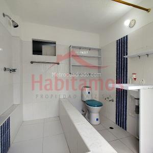Apartamento de 3 alcobas en arriendo en Los Cerros El Vergel, Medellín, 102 m² · foto 8 de 10