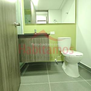 Apartamento de 3 alcobas en venta en El Poblado, Medellín, 76 m² · foto 9 de 15