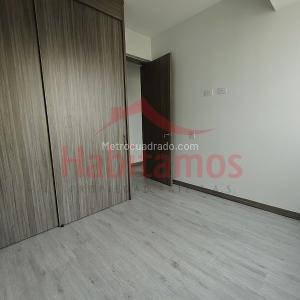 Apartamento de 3 alcobas en venta en El Poblado, Medellín, 76 m² · foto 10 de 15