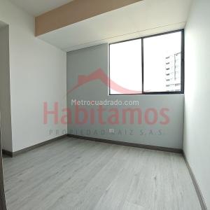 Apartamento de 3 alcobas en venta en El Poblado, Medellín, 76 m² · foto 11 de 15