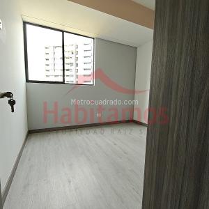 Apartamento de 3 alcobas en venta en El Poblado, Medellín, 76 m² · foto 12 de 15