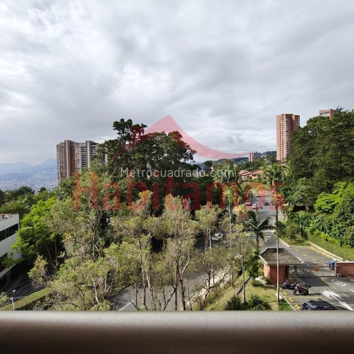 Apartamento de 3 habitaciones en venta en El Poblado, Medellín — imagen 1 de 20