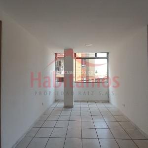Apartamento de 3 alcobas en arriendo en La America, Medellín, 64 m² · foto 2 de 14