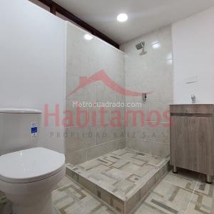 Apartamento de 3 alcobas en arriendo en La America, Medellín, 64 m² · foto 6 de 14