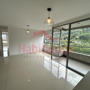 Apartamento de 3 alcobas en arriendo en El Poblado, Medellín, 95 m² · foto 6 de 19