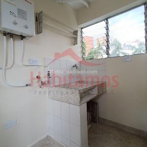 Apartamento de 2 alcobas en arriendo en Calasanz, Medellín, 65 m² · foto 12 de 20