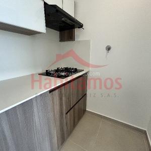Apartamento de 3 alcobas en arriendo en El Poblado, Medellín, 124 m² · foto 2 de 20