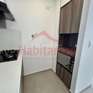 Apartamento de 3 alcobas en arriendo en El Poblado, Medellín, 124 m² · foto 4 de 20